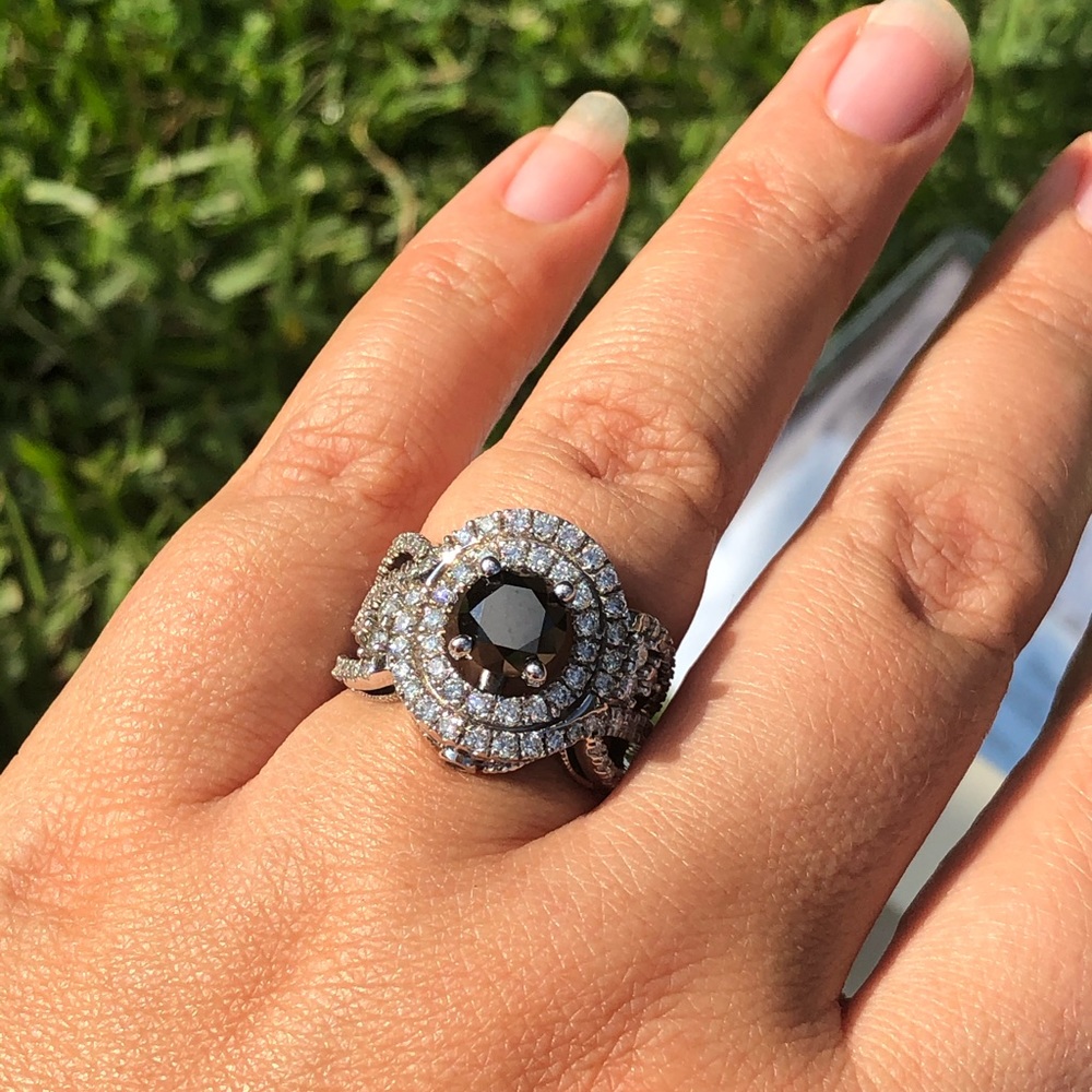 HUGE Diamond Engagement Ring w/2ct Black Diamond